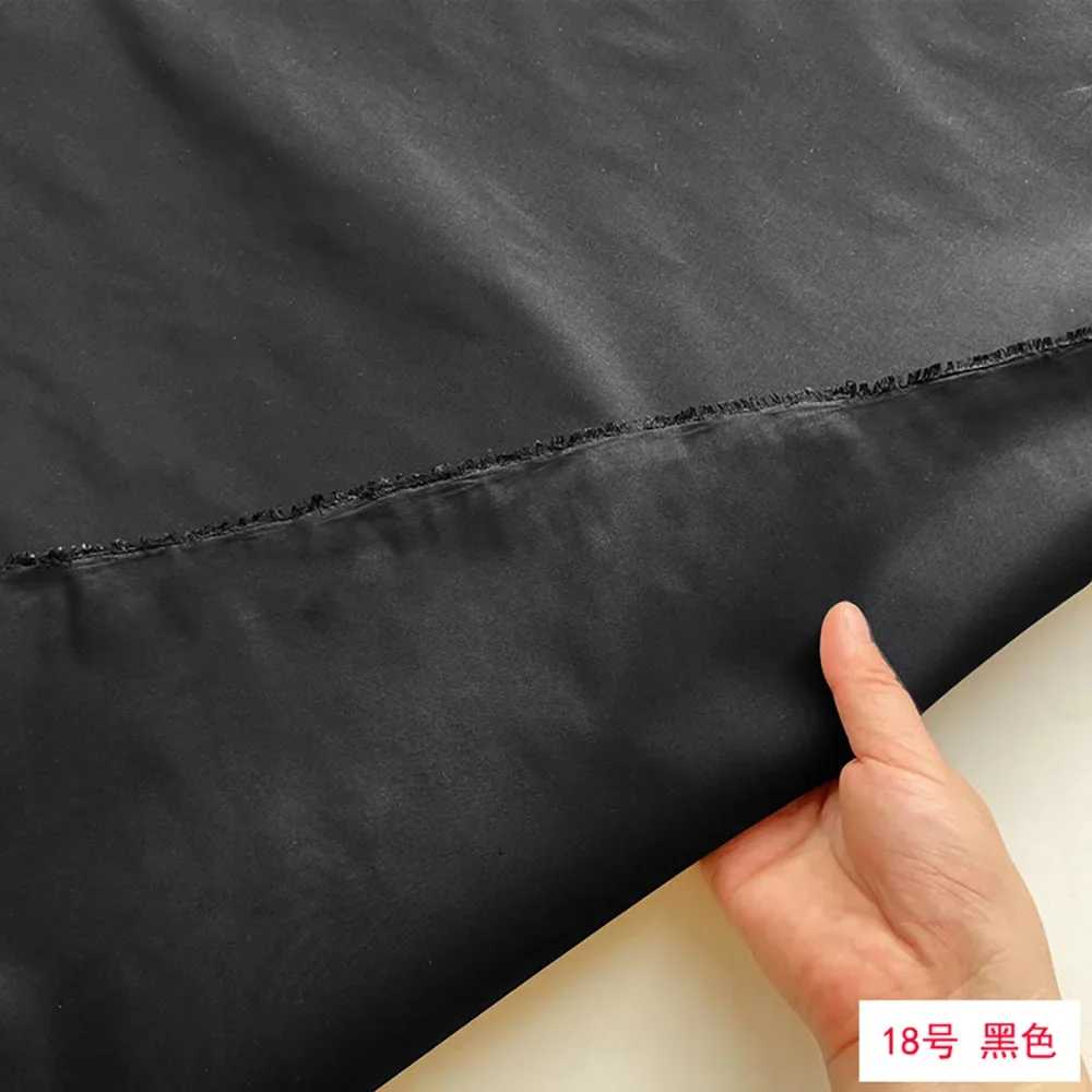 Avocado green Silk taffeta fabric dress wedding dress haute couture fabric Designer Evening wear fabric handmade diy material
Avocado green Silk taffeta fabric dress wedding dress haute couture fabric Designer Evening wear fabric handmade diy material