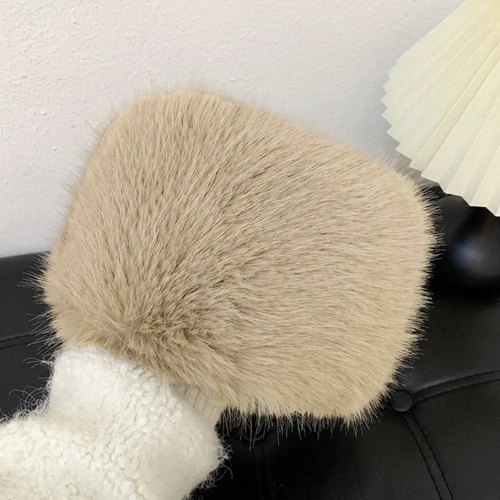 Outdoor Faux Fur Plush Bucket Hat Warm Plus Velvet Panama Hat Furry Soft Fisherman Cap Women
Outdoor Faux Fur Plush Bucket Hat Warm Plus Velvet Panama Hat Furry Soft Fisherman Cap Women