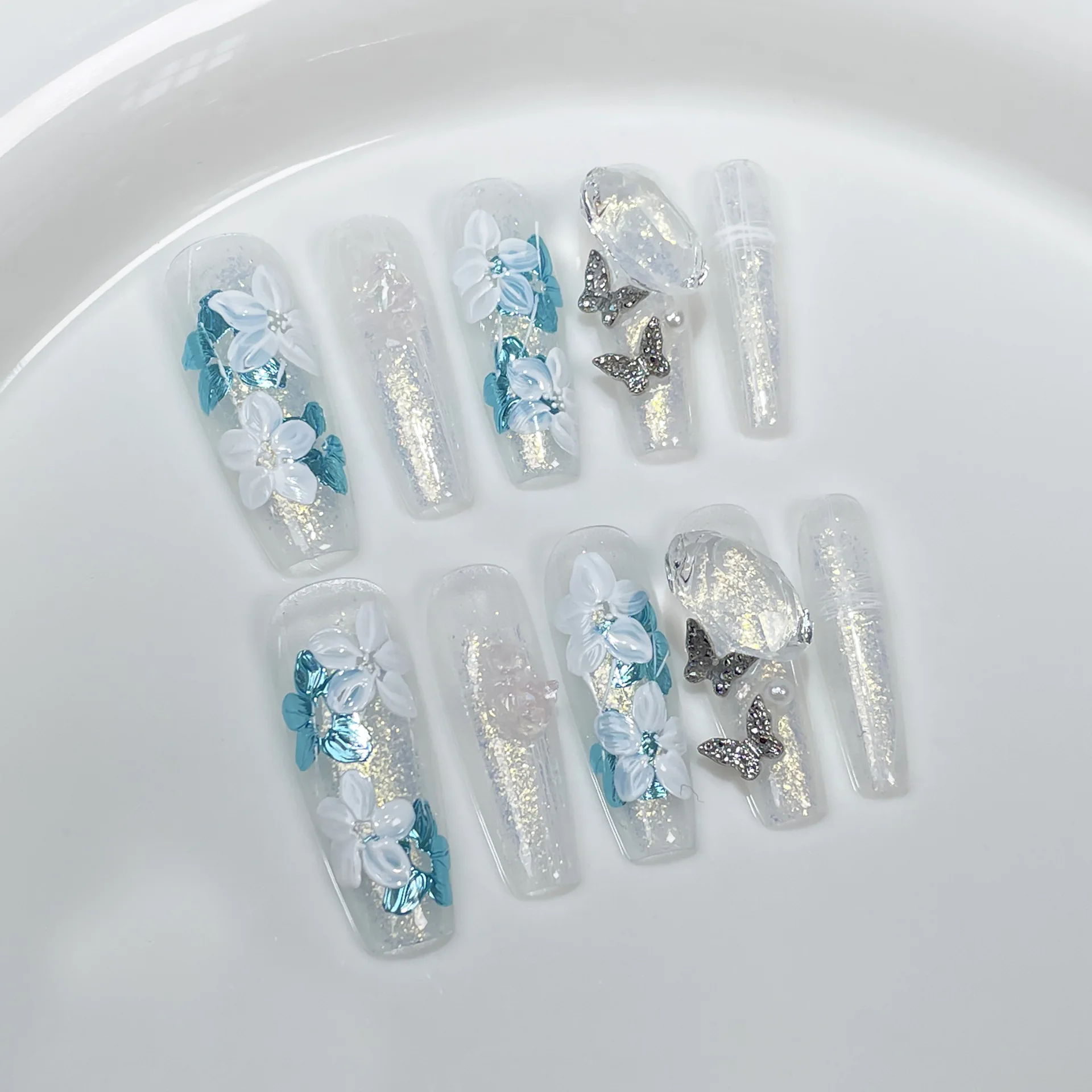 10PCS Silver Butterfly Diamond False Nails Press On Long Ballet Handmade Fake Nails Y2K Transparent Hand-painted Flower Decor
10PCS Silver Butterfly Diamond False Nails Press On Long Ballet Handmade Fake Nails Y2K Transparent Hand-painted Flower Decor