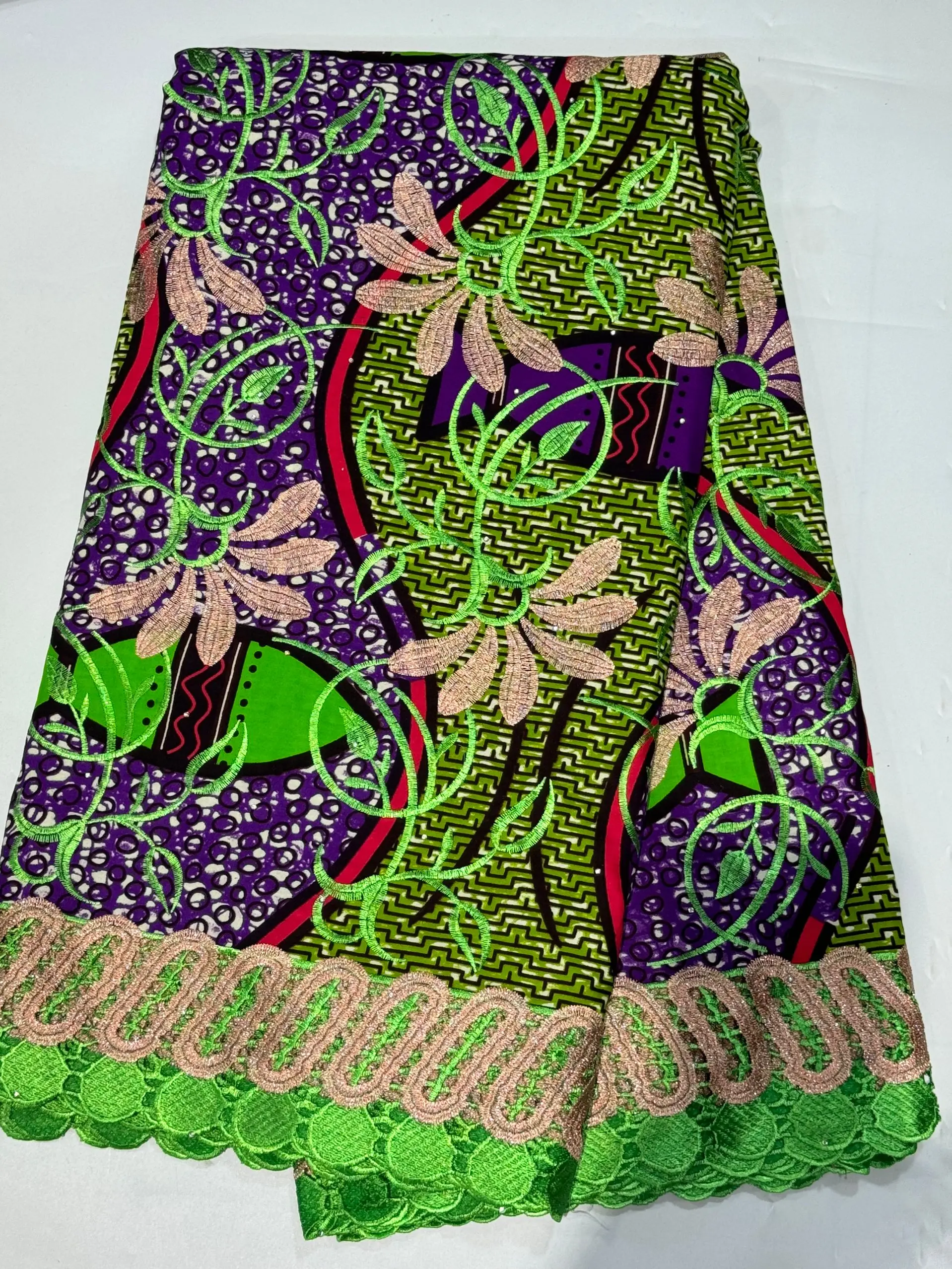 6Yards African Printed Ankara Wax Fabrics Soft Original Embroidery Cord Wax Cotton Lace Material Sewing For Wedding Party Dress
6Yards African Printed Ankara Wax Fabrics Soft Original Embroidery Cord Wax Cotton Lace Material Sewing For Wedding Party Dress