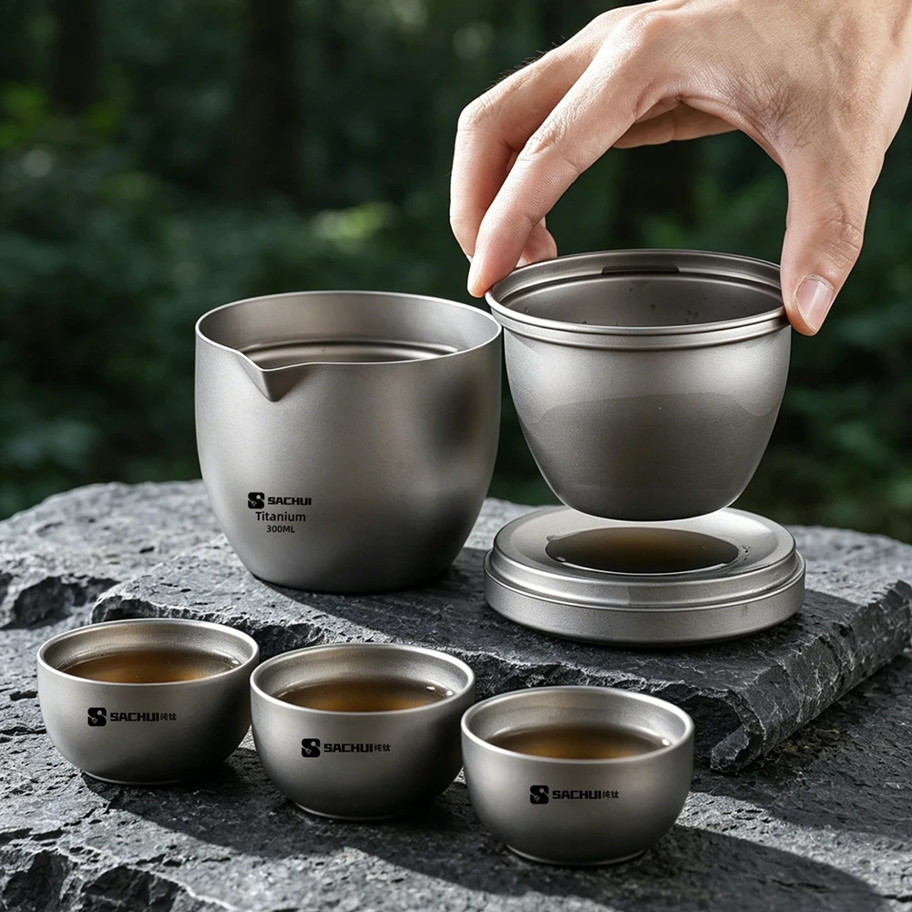 Titanium Teapot Travel Tea Set - Double-Layered Gooseneck Teapot with Strainer for Outdoor Brewing - Lightweight and Odorless
Titanium Teapot Travel Tea Set - Double-Layered Gooseneck Teapot with Strainer for Outdoor Brewing - Lightweight and Odorless