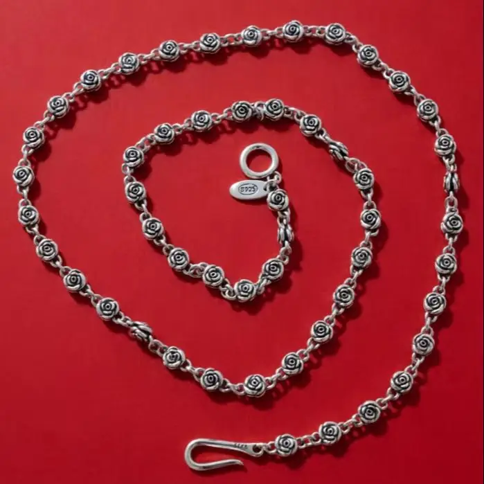 S925 sterling silver jewelry trendy fashion necklace Thai silver retro personality rose chain trend versatile matching chain
S925 sterling silver jewelry trendy fashion necklace Thai silver retro personality rose chain trend versatile matching chain
