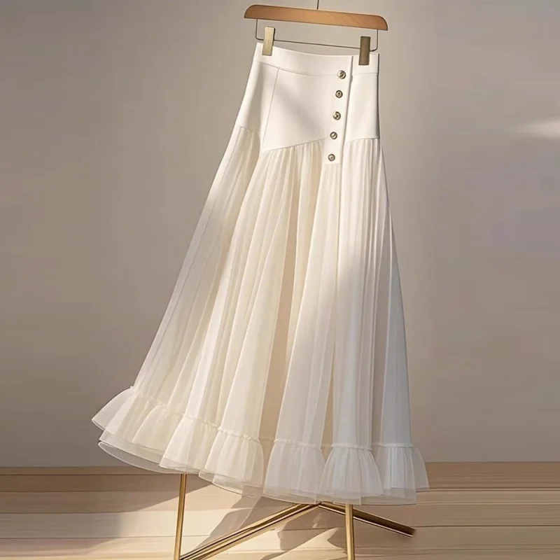 French Hepburn style high waist slimming A-line skirt with a feminine super beautiful white patchwork mesh skirt for spring
French Hepburn style high waist slimming A-line skirt with a feminine super beautiful white patchwork mesh skirt for spring