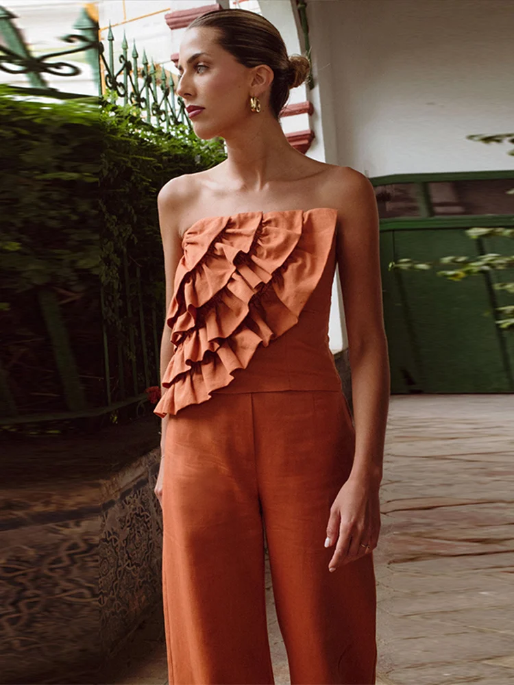 Pleated Strapless Top Vest Casual Straight Leg Pants Set Layered Slim Fit Short Blouse Loose Commuting Trousers Women's Clothing
Pleated Strapless Top Vest Casual Straight Leg Pants Set Layered Slim Fit Short Blouse Loose Commuting Trousers Women's Clothing