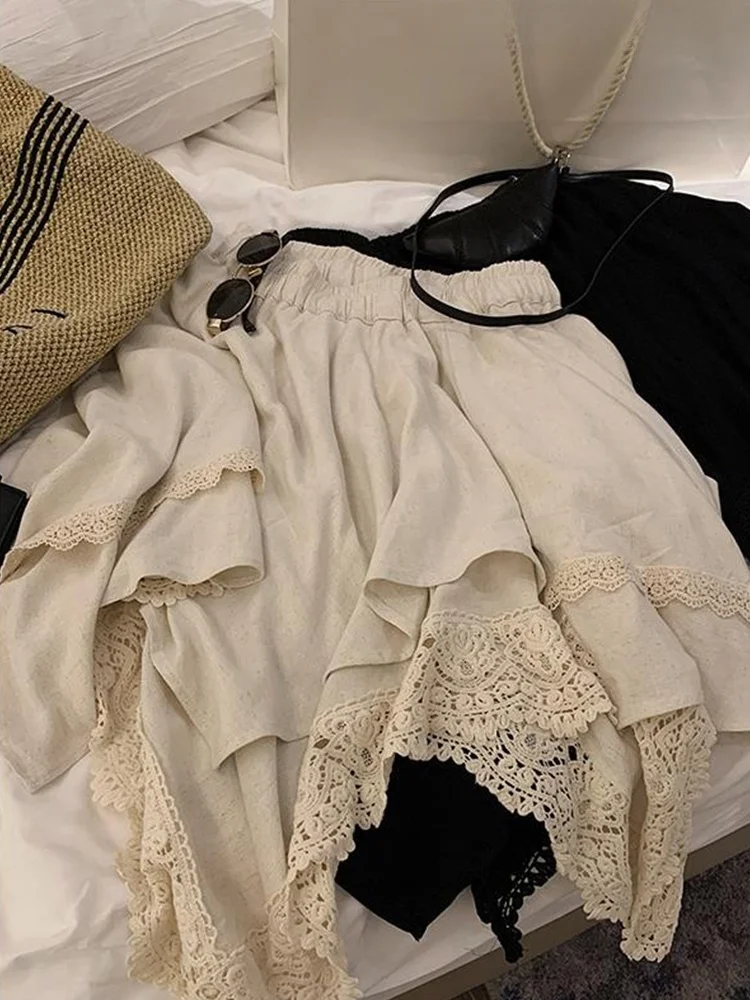Retro Artistic Lace Splicing A-Line Skirt Women's Autumn Winter Layering Slim High Waist Half Skirt Korean Style Pure Color
Retro Artistic Lace Splicing A-Line Skirt Women's Autumn Winter Layering Slim High Waist Half Skirt Korean Style Pure Color