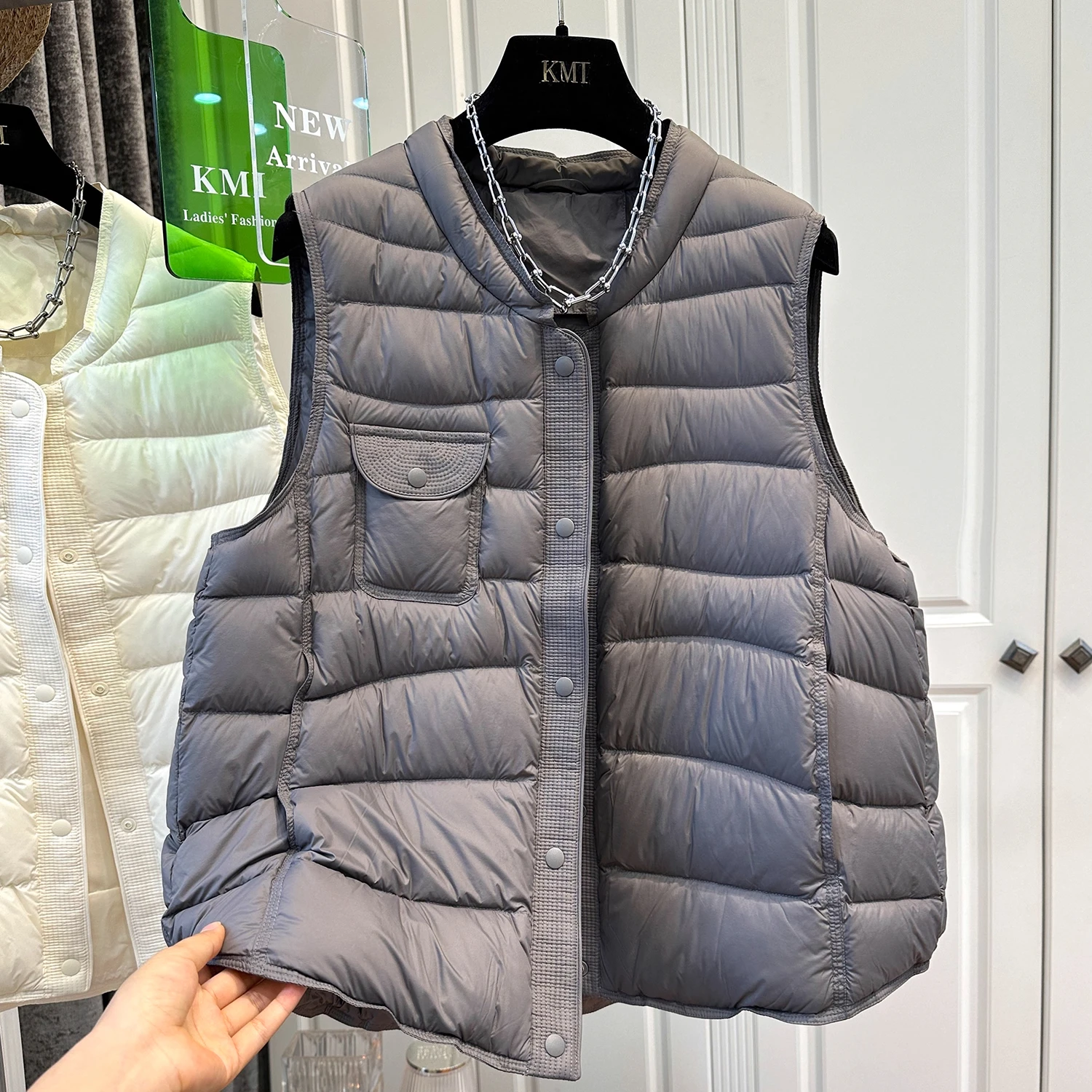 Simple Color Stand Collar Svel down Vest Women's Outerwear Loose Layering Versatile Autumn Winter New Sle
Simple Color Stand Collar Svel down Vest Women's Outerwear Loose Layering Versatile Autumn Winter New Sle