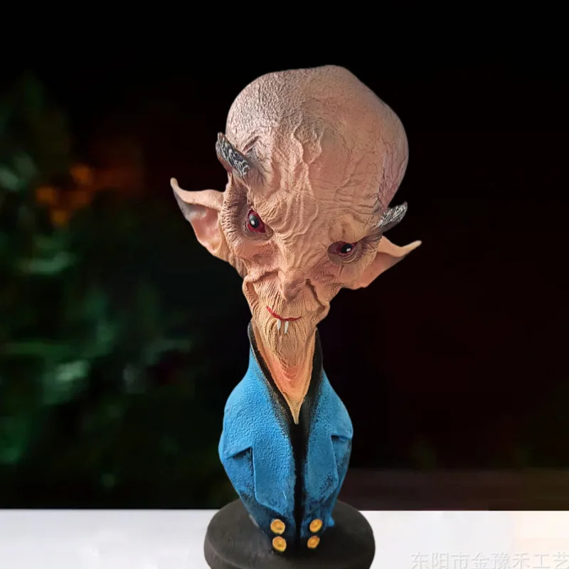 Monster Vampire Dracula Resin Ornament Halloween Horror Desktop Room Craft Statue Decoration Pendant Children's Birthday Gift
Monster Vampire Dracula Resin Ornament Halloween Horror Desktop Room Craft Statue Decoration Pendant Children's Birthday Gift