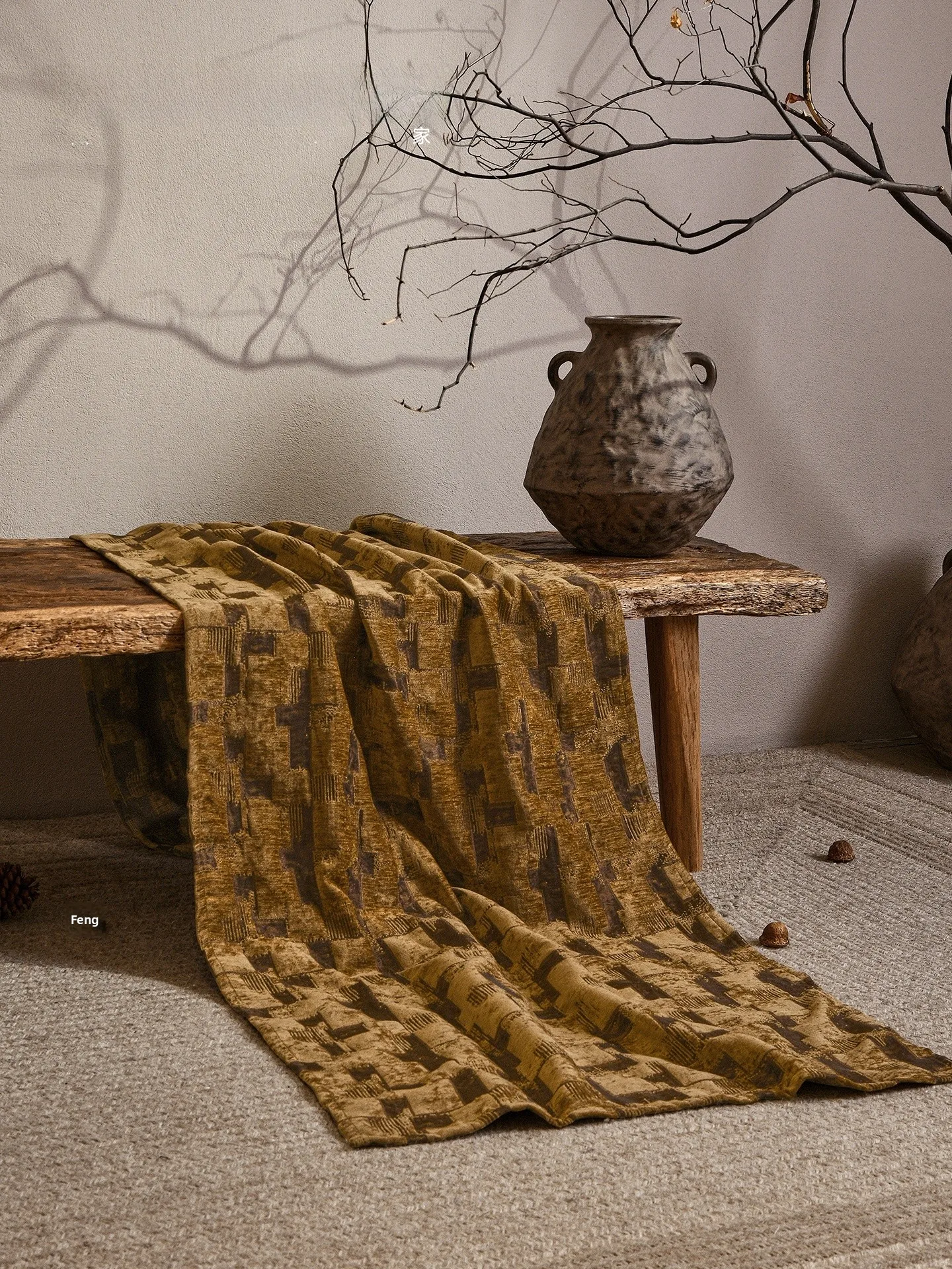 New Chinese Sle Brown Texture Velvet Polyester Bed Tail Blanket Sample Room Decorative Sofa Blanket Luxury mat Design
New Chinese Sle Brown Texture Velvet Polyester Bed Tail Blanket Sample Room Decorative Sofa Blanket Luxury mat Design