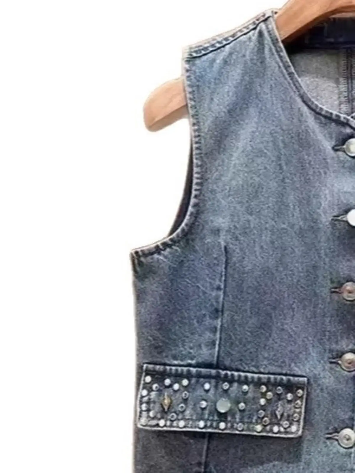 Spring/Summer Women Rivet O-Neck Sleeveless Solid Single Breasted Denim Vest Pocket Loose Fashion Casual Waistcoat
Spring/Summer Women Rivet O-Neck Sleeveless Solid Single Breasted Denim Vest Pocket Loose Fashion Casual Waistcoat