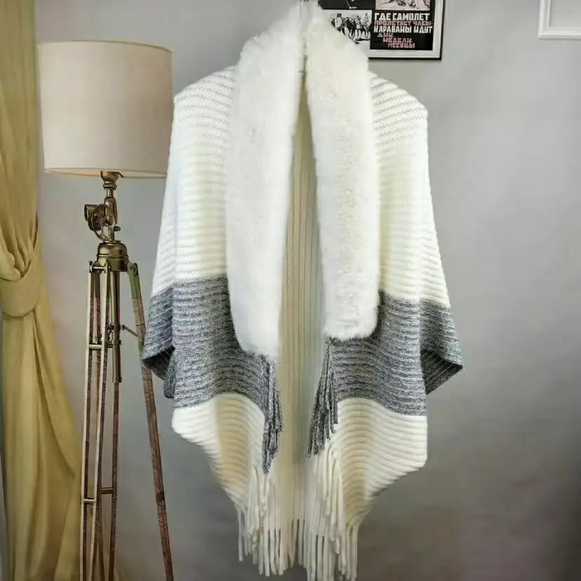Autumn Winter Knitted Wrap Scarf Large Fur Collar Warm Tassel Outerwear High-End Coat Color Block Korean Style
Autumn Winter Knitted Wrap Scarf Large Fur Collar Warm Tassel Outerwear High-End Coat Color Block Korean Style