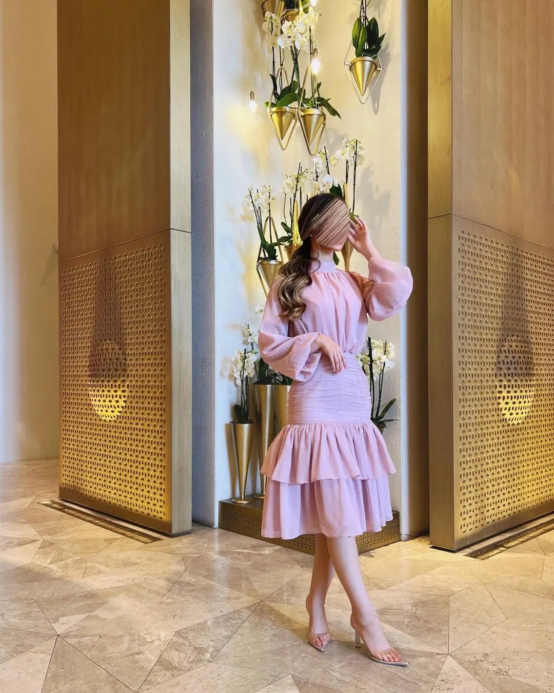 Long Sleeves Ruffles Prom Dresses High Neck Knee-length Elegant Party Dresses For Women Arabia Formal Occasion Dresses
Long Sleeves Ruffles Prom Dresses High Neck Knee-length Elegant Party Dresses For Women Arabia Formal Occasion Dresses