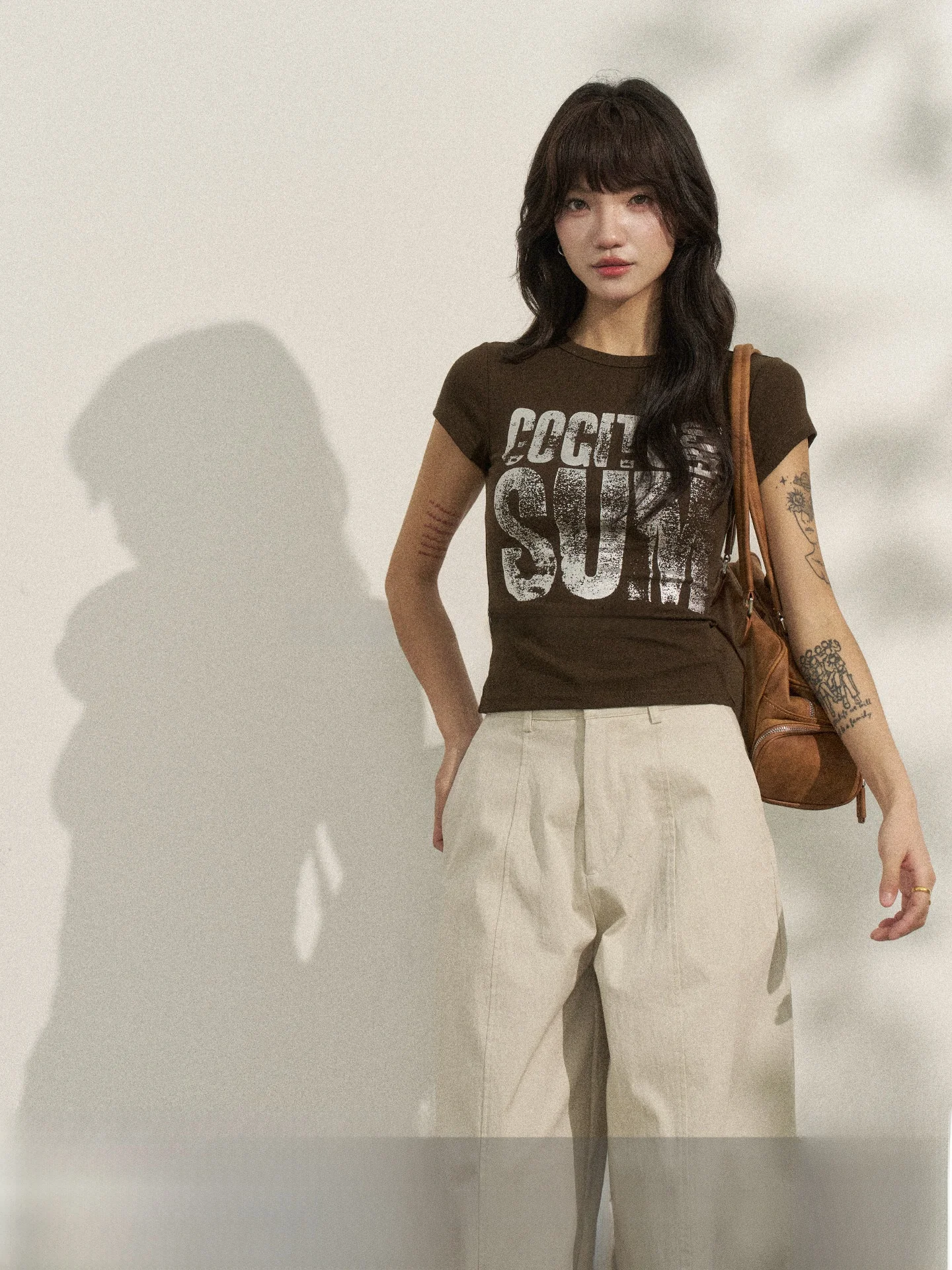 Korean Style Letter Print Short Sleeve T-Shirt Women's Summer round Neck Casual Top Cotton Fabric Comfortable Breathable
Korean Style Letter Print Short Sleeve T-Shirt Women's Summer round Neck Casual Top Cotton Fabric Comfortable Breathable