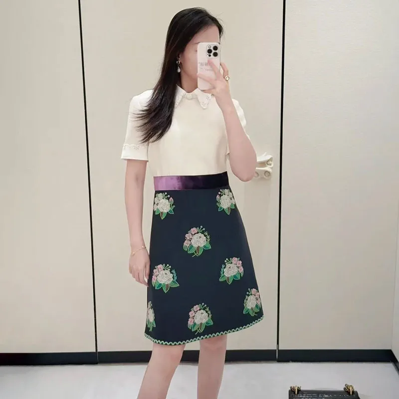 Top Quality Handmade Beaded Embroidery Wool Dress Elegant Ladies Short Sleeve Fashion Patchwork A-Line Silk Dress
Top Quality Handmade Beaded Embroidery Wool Dress Elegant Ladies Short Sleeve Fashion Patchwork A-Line Silk Dress