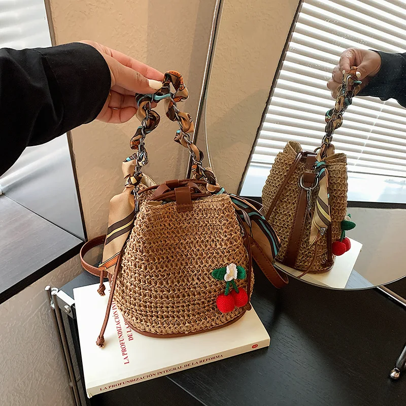 Seaside Vacation Woven Women, 2026 New Niche Design Handbag, Versatile Crossbody Bag For Commuting
Seaside Vacation Woven Women, 2026 New Niche Design Handbag, Versatile Crossbody Bag For Commuting