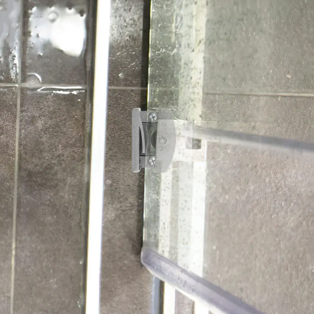 Комплект из 4 регулируемых нижних направляющих-ограничителей для стеклянных раздвижных душевых дверей, запчасти для душевых дверей
Комплект из 4 регулируемых нижних направляющих-ограничителей для стеклянных раздвижных душевых дверей, запчасти для душевых дверей