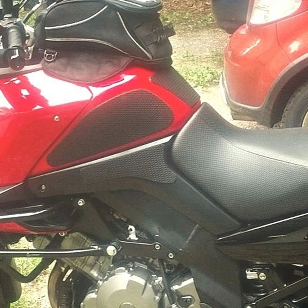 Motorcycle Anti slip sticker Tank Traction Pad Side Knee Grip Protector For V strom 650 Vstrom 1000 2000 - 2011 DL650 DL 650
Motorcycle Anti slip sticker Tank Traction Pad Side Knee Grip Protector For V strom 650 Vstrom 1000 2000 - 2011 DL650 DL 650