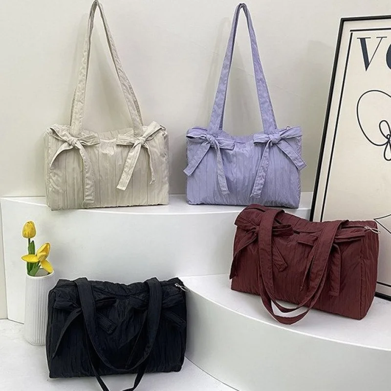 Women's Crossbody Handbag Minimalist Unique Casual Vintage Fashionable Trendy Design Letter Logo Elegant
Women's Crossbody Handbag Minimalist Unique Casual Vintage Fashionable Trendy Design Letter Logo Elegant