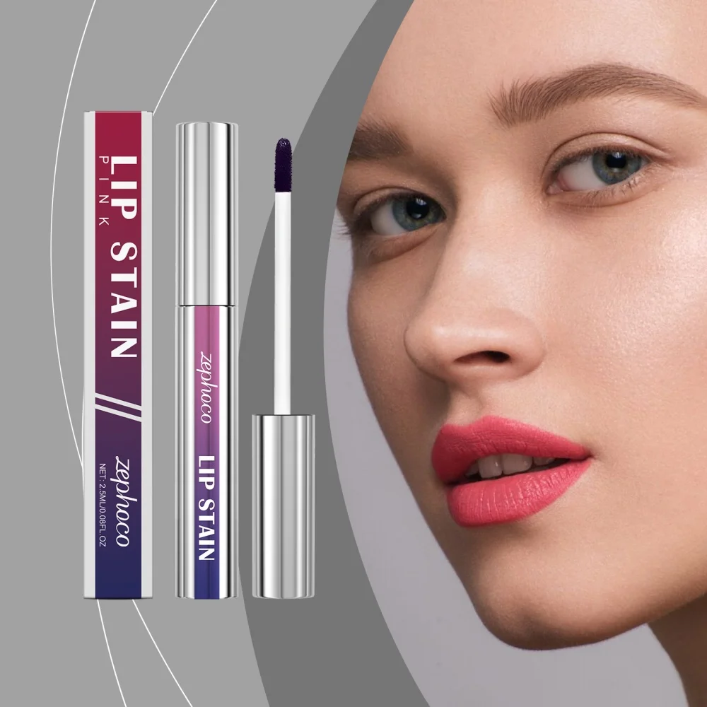 Red frosted lip gloss moisturizes and nourishes the lips, providing long-lasting hydration. Matte matte color rendering
Red frosted lip gloss moisturizes and nourishes the lips, providing long-lasting hydration. Matte matte color rendering