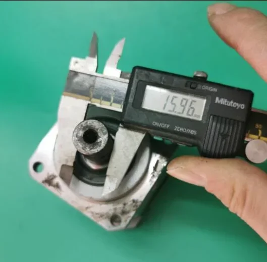 Limiting Taiwan Liming reducer PB62-10 with a reduction ratio of 10:1
Limiting Taiwan Liming reducer PB62-10 with a reduction ratio of 10:1