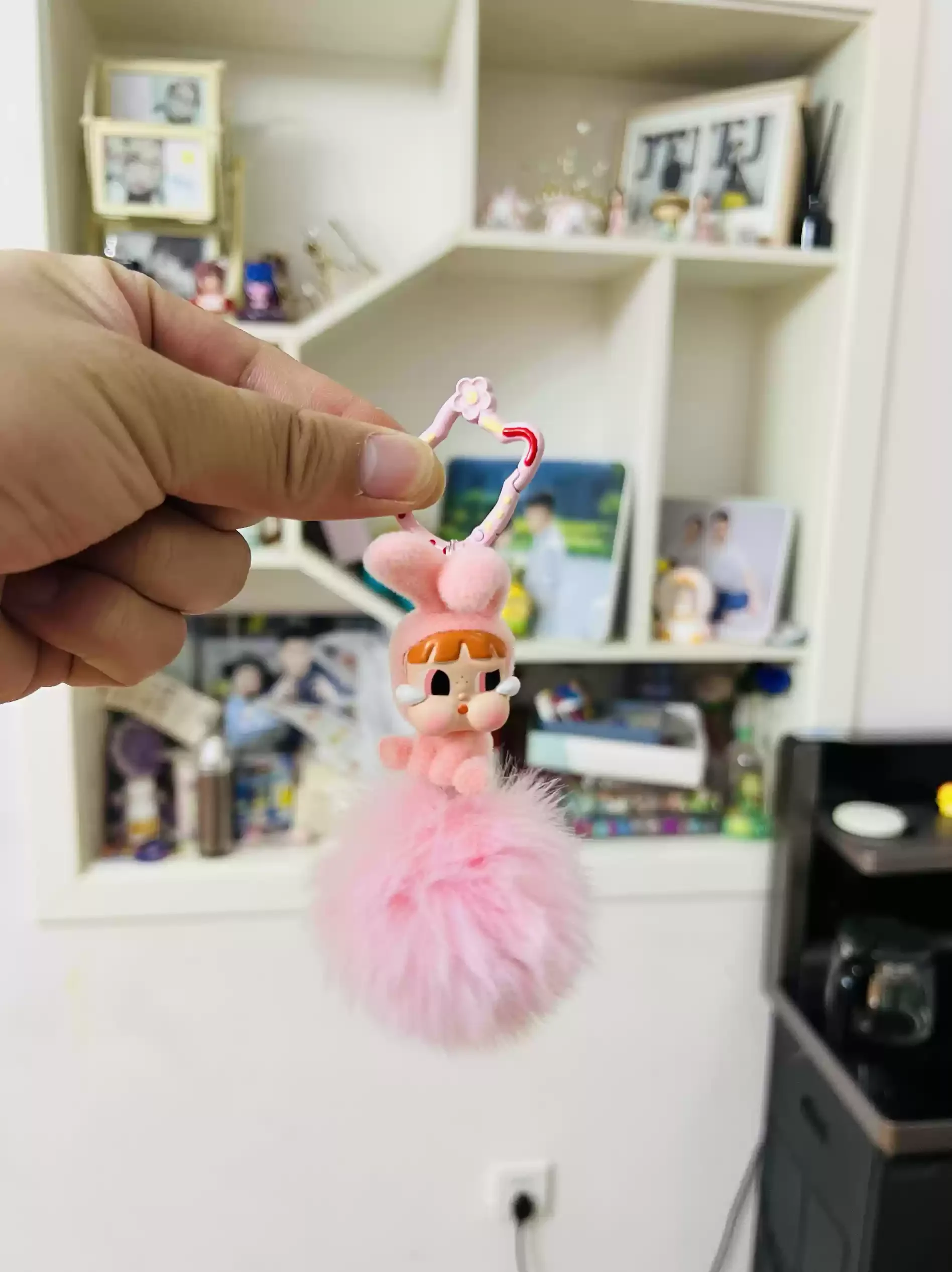 Kawaii Labubu Crybaby × летающая маленькая полицейская цепочка, подвеска на рюкзак, плюшевый шар, украшение «сделай сам», аксессуары, украшение, брелок, подарок
Kawaii Labubu Crybaby × летающая маленькая полицейская цепочка, подвеска на рюкзак, плюшевый шар, украшение «сделай сам», аксессуары, украшение, брелок, подарок