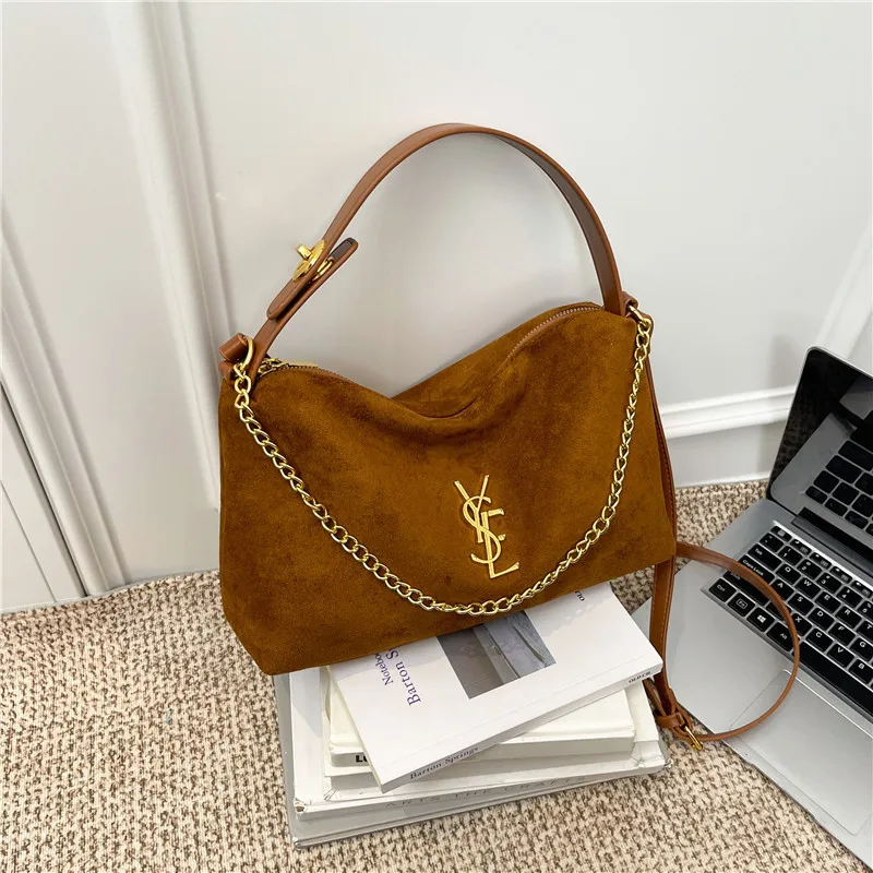 Premium Commute Color-Block Bag, Large Capacity with Polished Hardware, Versatile Wear, New 2026
Premium Commute Color-Block Bag, Large Capacity with Polished Hardware, Versatile Wear, New 2026