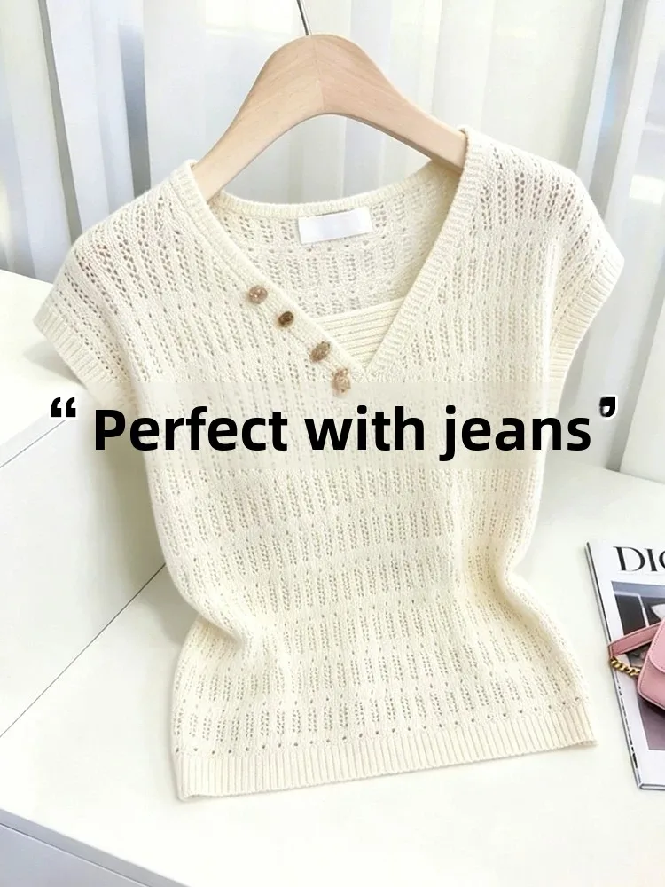 Slim Fit V-Neck Short Sleeve Knitted Top Women's Summer Fashion Inner Wear Outer Wear Casual Style Breathable Soft Fabric
Slim Fit V-Neck Short Sleeve Knitted Top Women's Summer Fashion Inner Wear Outer Wear Casual Style Breathable Soft Fabric