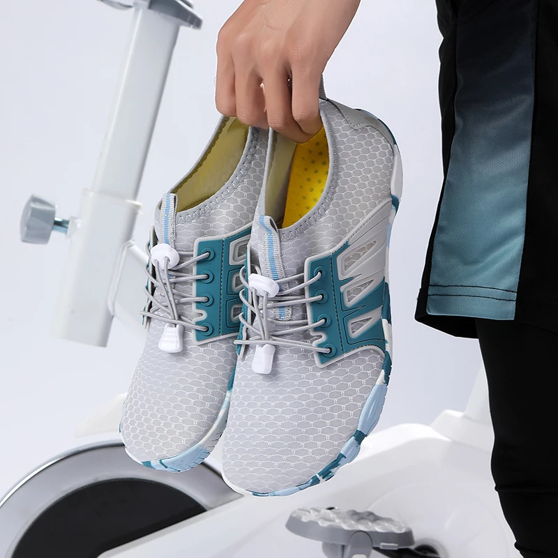 Mens Water Shoes Beach Barefoot Swimming Shoe Women Non Slip Lightweight Quick-Drying Five Finger Sandals Unisex Gym Trainers
Mens Water Shoes Beach Barefoot Swimming Shoe Women Non Slip Lightweight Quick-Drying Five Finger Sandals Unisex Gym Trainers