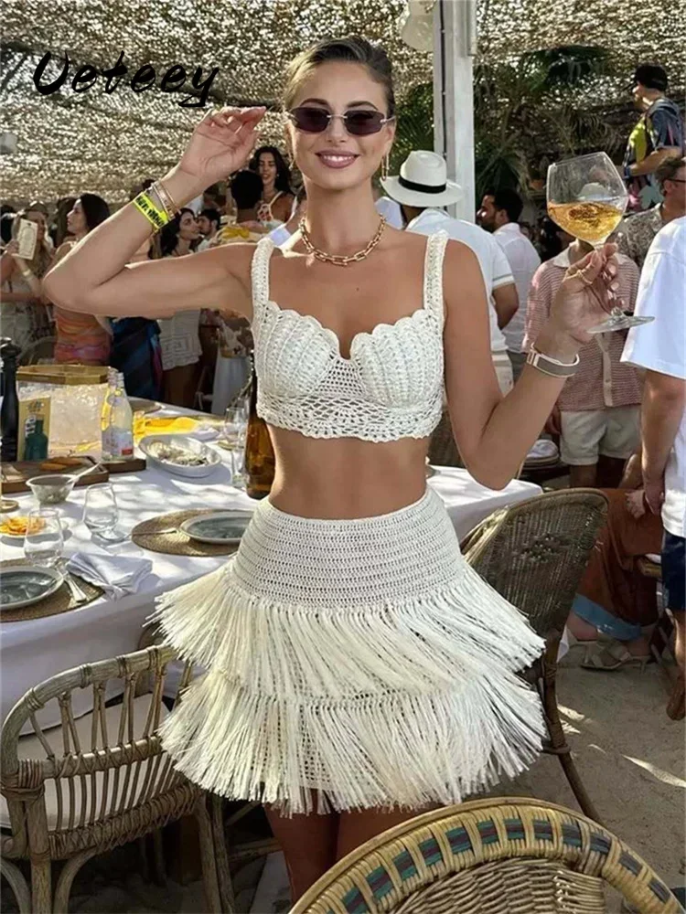 Ueteey Crochet See Through 2 Piece Set Women Sexy Beach Vacation Y2K Mini Tops+Multi-Layered Tassels Skirts Matching Suits
Ueteey Crochet See Through 2 Piece Set Women Sexy Beach Vacation Y2K Mini Tops+Multi-Layered Tassels Skirts Matching Suits