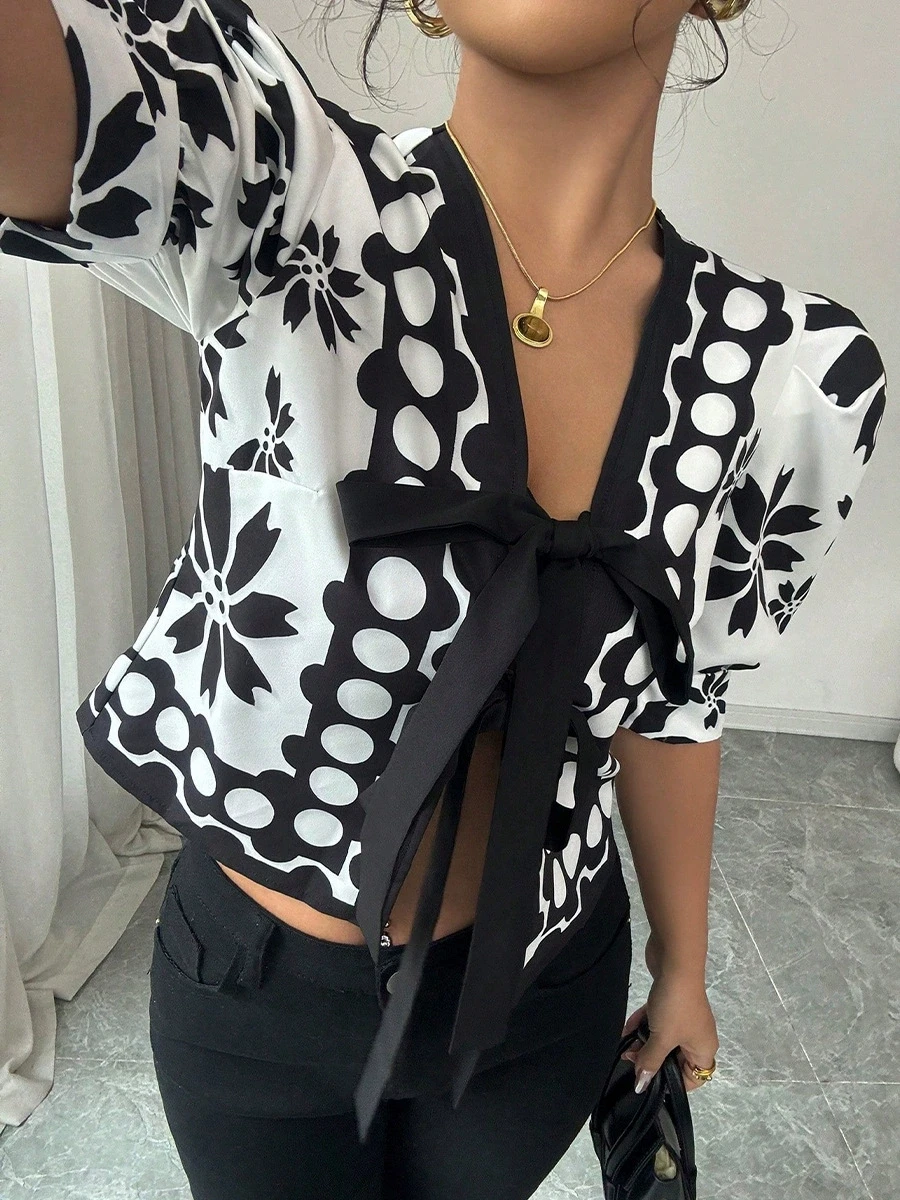 Faion Print V-Ne ort Sve irt Women's Bubble Sve Top Commute Sle Slim Fit ort Length Clothing Summer 2025
Faion Print V-Ne ort Sve irt Women's Bubble Sve Top Commute Sle Slim Fit ort Length Clothing Summer 2025