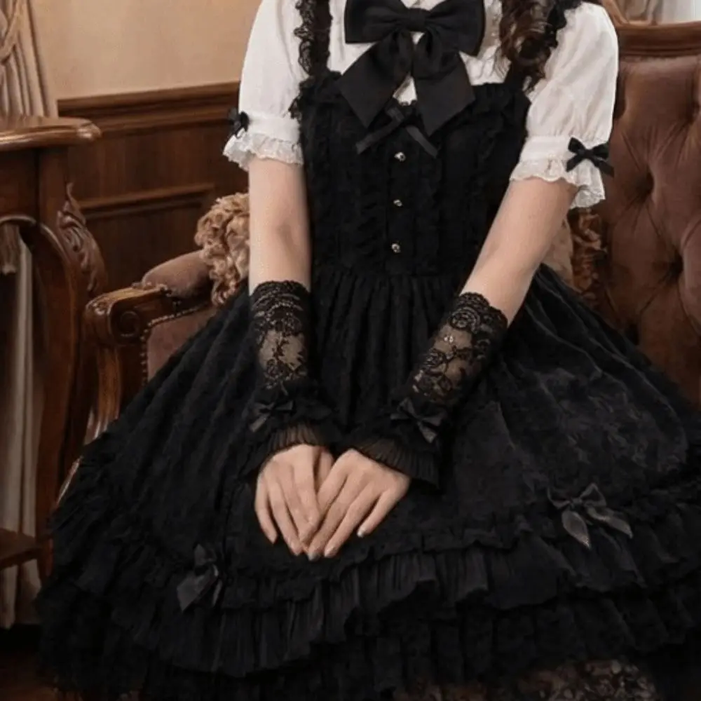 Elegant Lace Trim Lace Arm Sleeves Mesh Ruffle Cuffs Fingerless Gloves See-Through Breathable Wrist Sleeves Women
Elegant Lace Trim Lace Arm Sleeves Mesh Ruffle Cuffs Fingerless Gloves See-Through Breathable Wrist Sleeves Women