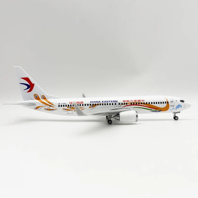 30CM 1/240 Scale B737 CHINA EASTERN Aircraft Yunnan Plane Model Resin Souvenir Plane With Wheel Landing Gear Collected
30CM 1/240 Scale B737 CHINA EASTERN Aircraft Yunnan Plane Model Resin Souvenir Plane With Wheel Landing Gear Collected