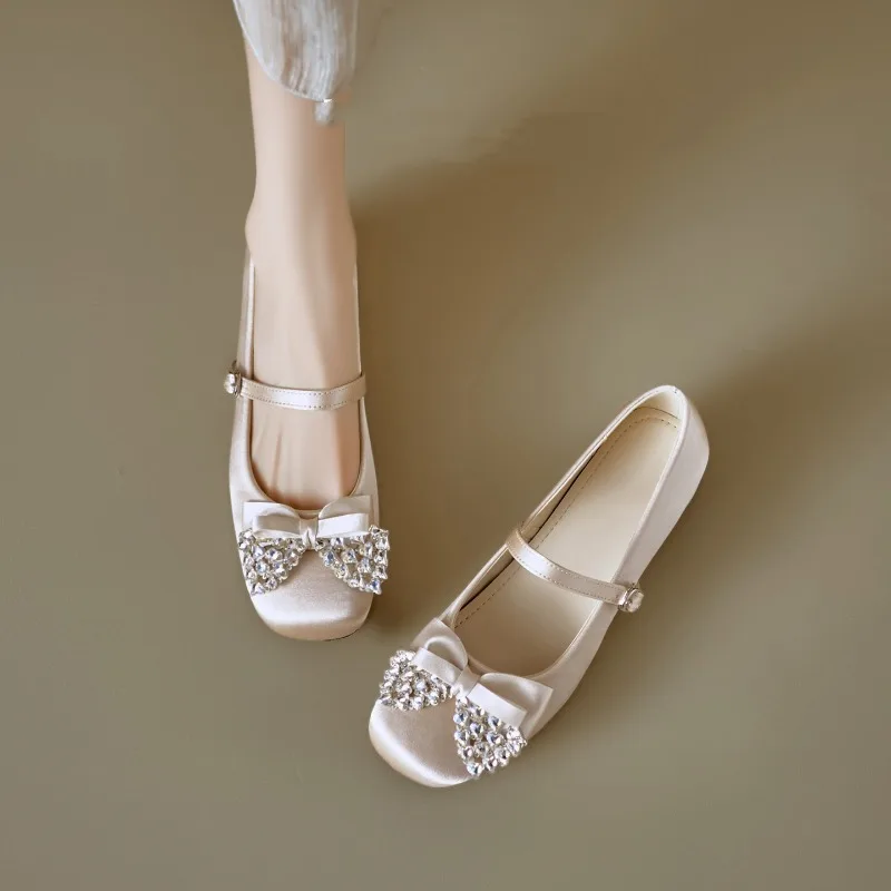 New Platform Mary Jane Shoes for Spring and Summer Women's Pink Satin Rhinestone Bow Shoes
New Platform Mary Jane Shoes for Spring and Summer Women's Pink Satin Rhinestone Bow Shoes