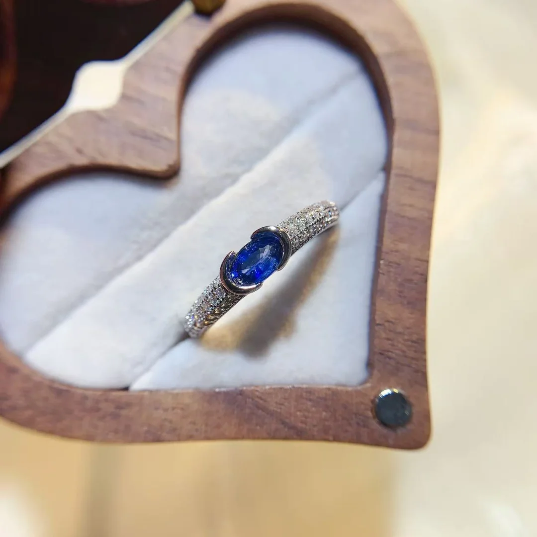 Natural Sapphire Ring 4*6mm S925 Pure Silver Fashion Jewelry Eye Catching Blue Gem Elegant Outdoor Daily Jewelry
Natural Sapphire Ring 4*6mm S925 Pure Silver Fashion Jewelry Eye Catching Blue Gem Elegant Outdoor Daily Jewelry