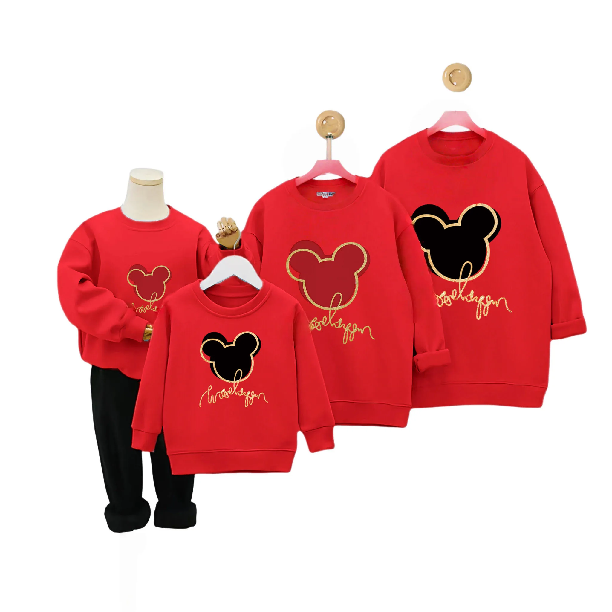 Christmas Family Matching Mickey Print Parent-child Outfits Top Xmas Baby Mommy and Daughter Matching Clothes Boys Clothes
Christmas Family Matching Mickey Print Parent-child Outfits Top Xmas Baby Mommy and Daughter Matching Clothes Boys Clothes