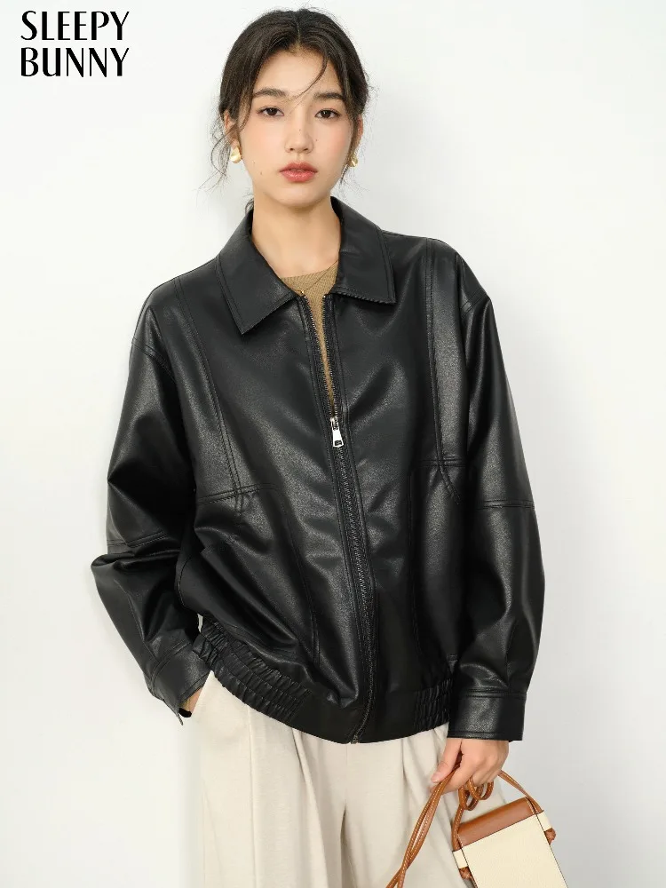 Vintage Faux Leather Jacket Women Loose Fit PU Outerwear Retro Design Stylish Autumn Cool Coat Casual Streetwear Fashion Outfit
Vintage Faux Leather Jacket Women Loose Fit PU Outerwear Retro Design Stylish Autumn Cool Coat Casual Streetwear Fashion Outfit