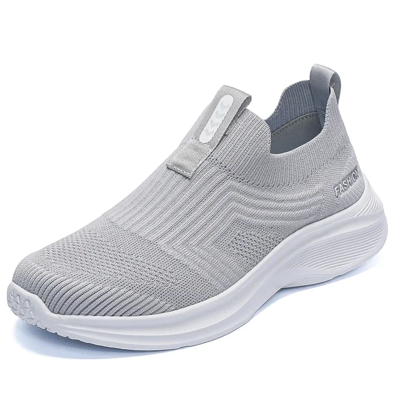 Designer's new fashionable, comfortable and casual sports shoes, breathable and anti-slip loafers, running shoes, large size
Designer's new fashionable, comfortable and casual sports shoes, breathable and anti-slip loafers, running shoes, large size