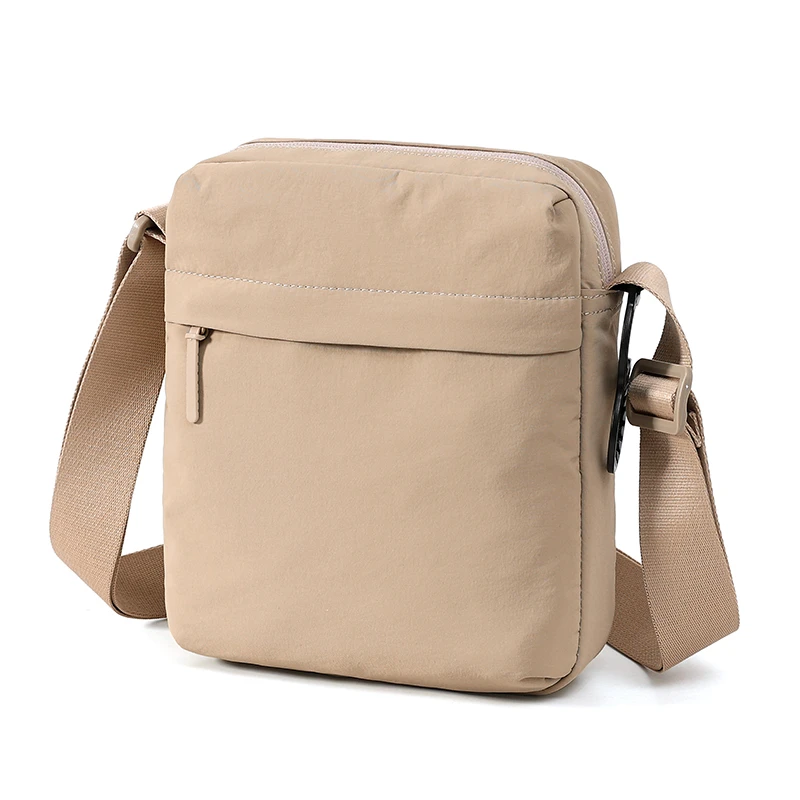 Trendy Nylon Men's Single Shoulder Crossbody Bag Simple Breathable Waterproof Small Crossbody Bag for Outdoor Travel
Trendy Nylon Men's Single Shoulder Crossbody Bag Simple Breathable Waterproof Small Crossbody Bag for Outdoor Travel