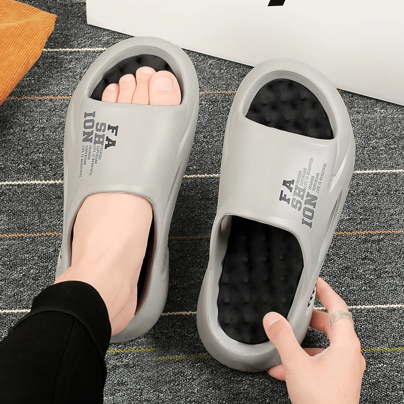 Anti Slip Slippers Men's Outerwear 2025 New Bathroom Indoor Home Sandals Thick Soled Beach Shoes Men's Summer Eva
Anti Slip Slippers Men's Outerwear 2025 New Bathroom Indoor Home Sandals Thick Soled Beach Shoes Men's Summer Eva