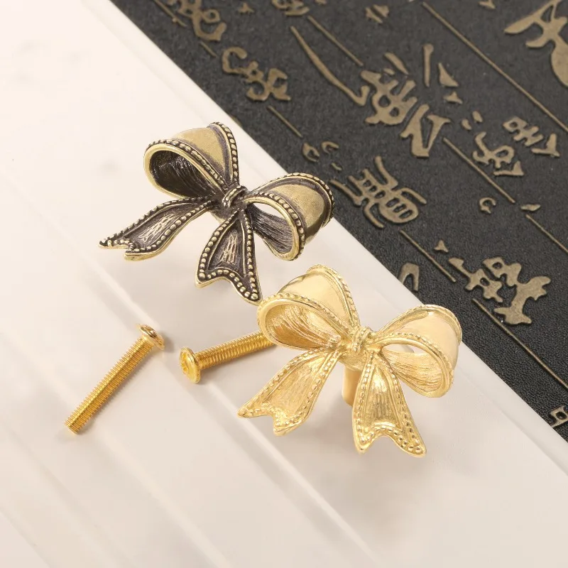 Small Fresh Nordic Gift Long Bow Brass Door Handle Entrance Porch Cabinet Door Handle
Small Fresh Nordic Gift Long Bow Brass Door Handle Entrance Porch Cabinet Door Handle