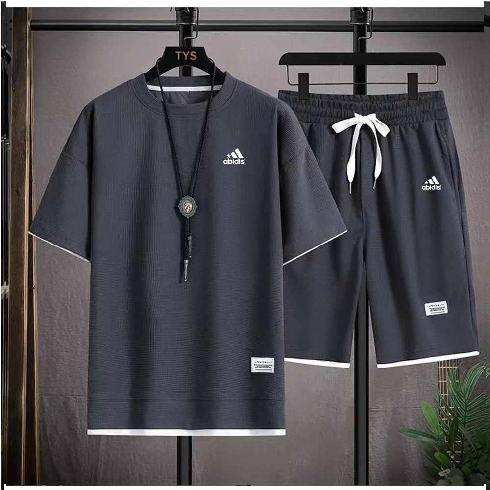 Men's luxury short sleeved sports suit casual T-shirt shorts fitness fashion summer new two-piece set 2024 jogging sportswear
Men's luxury short sleeved sports suit casual T-shirt shorts fitness fashion summer new two-piece set 2024 jogging sportswear