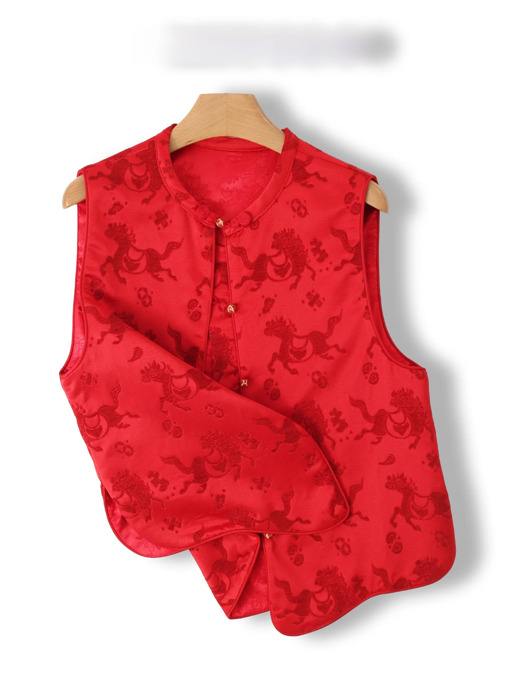Vintage Style Red Zhong Velvet Jacket Women's Sleeveless Top Easy Wear New Year's Fashionable Chinese Style by Sharp Goods
Vintage Style Red Zhong Velvet Jacket Women's Sleeveless Top Easy Wear New Year's Fashionable Chinese Style by Sharp Goods