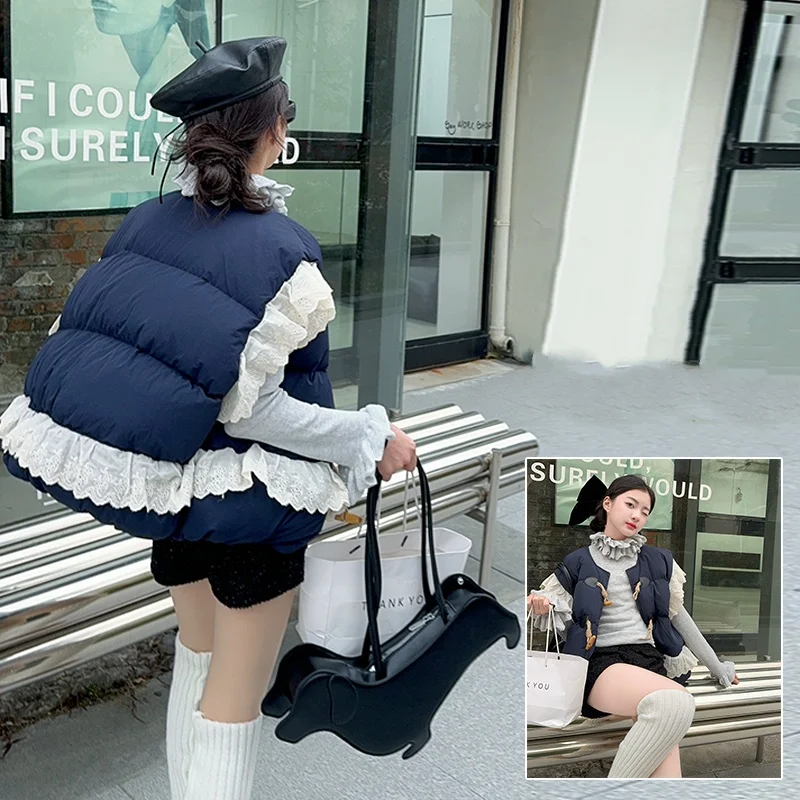 25AW Short Parkas Vest Girls Harajuku Lace Puffer Jacket Waistcoat Korean Sleeveless Down Coats Winter Cotton Padded Outerwear
25AW Short Parkas Vest Girls Harajuku Lace Puffer Jacket Waistcoat Korean Sleeveless Down Coats Winter Cotton Padded Outerwear