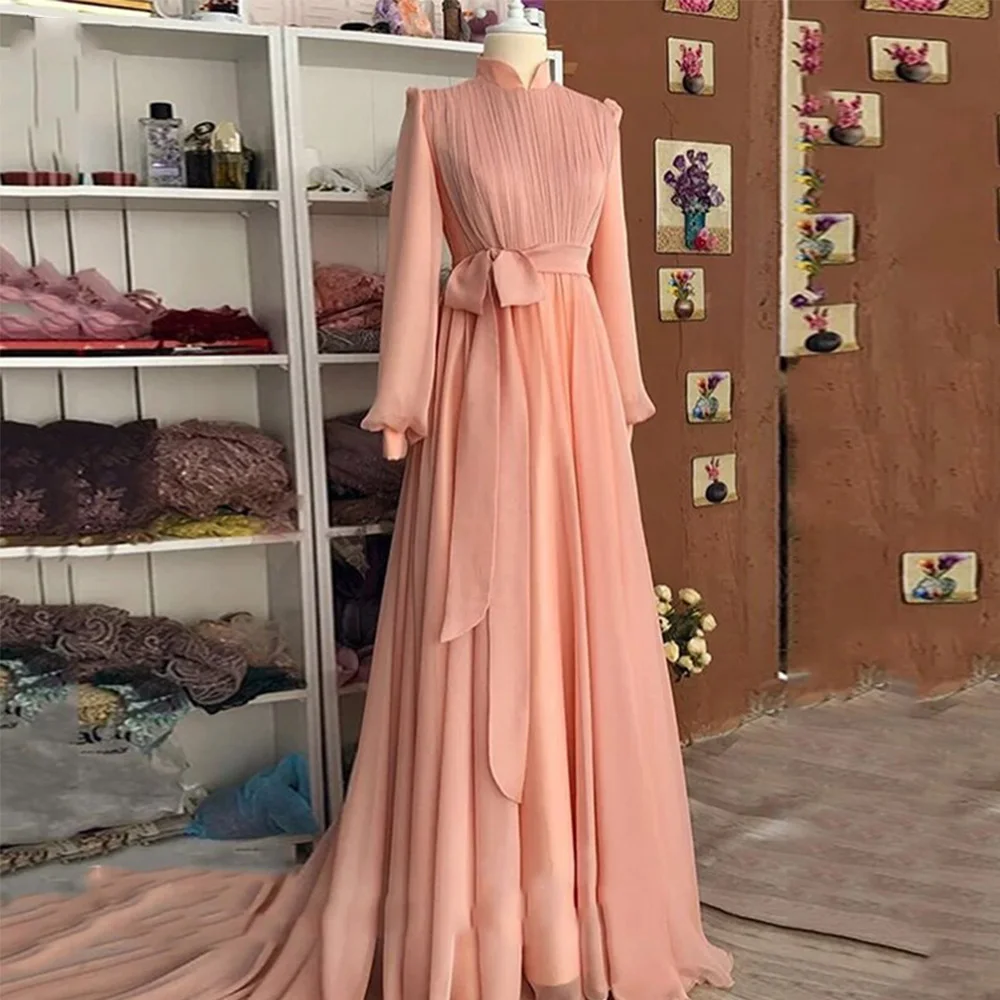Pink Classic Evening Dresses For Women High Neck Full Sleeves A-Line Belt Party Gowns Chiffon Sweep Train فساتين مناسبة رسمية
Pink Classic Evening Dresses For Women High Neck Full Sleeves A-Line Belt Party Gowns Chiffon Sweep Train فساتين مناسبة رسمية