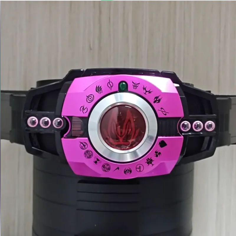 In Stock CSM Red Emperor 6.0 Kamen Rider Riding Belt Driver Japanese BGM Dialogue Linkage for Action Figures Toy Collectibles
In Stock CSM Red Emperor 6.0 Kamen Rider Riding Belt Driver Japanese BGM Dialogue Linkage for Action Figures Toy Collectibles