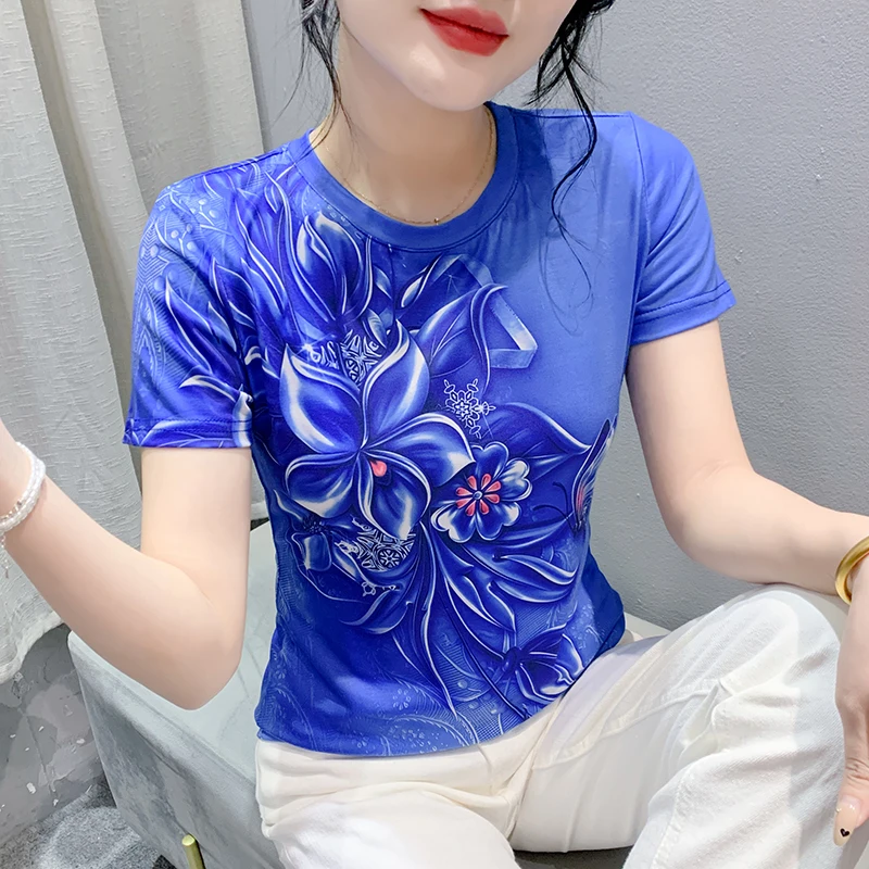 European Style 2025 Summer Tops New Fashion Positioning Floral Printed Shirt Short Sleeved Women T-shirt
European Style 2025 Summer Tops New Fashion Positioning Floral Printed Shirt Short Sleeved Women T-shirt