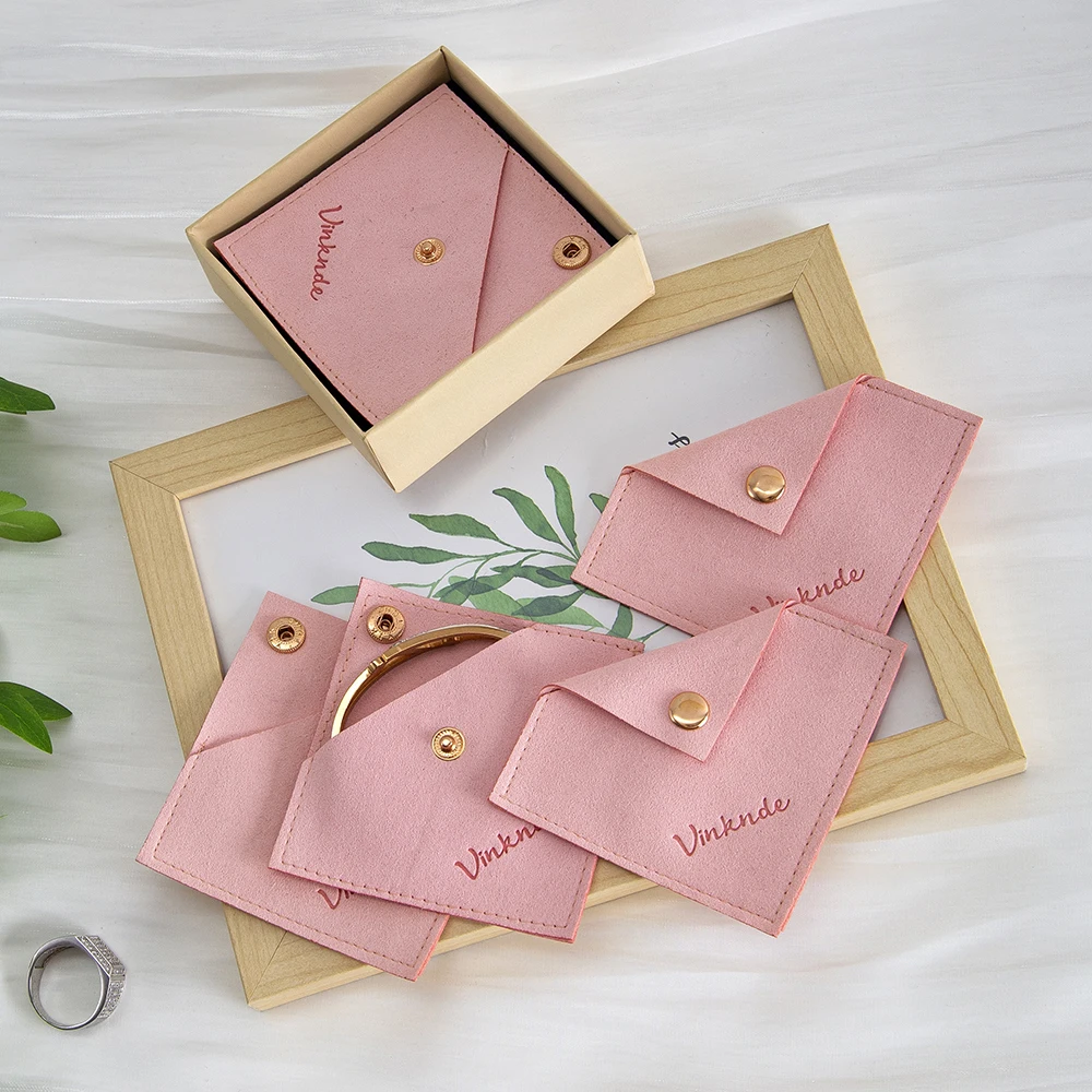 100Pcs/Lot Custom Logo Pink Jewelry Microfiber Triangle Snap Bag Baby Shower Gift Organizer Pouch Earrings Bracelet Necklace Box
100Pcs/Lot Custom Logo Pink Jewelry Microfiber Triangle Snap Bag Baby Shower Gift Organizer Pouch Earrings Bracelet Necklace Box