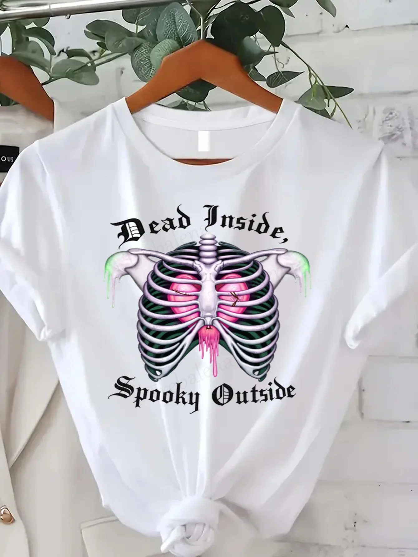 Round Neck T-shirt Dead Inside Spooky Outside Gothic Skeleton T-Shirt for Women Plus Size Short Sleeve Tee Fashion Casual Top
Round Neck T-shirt Dead Inside Spooky Outside Gothic Skeleton T-Shirt for Women Plus Size Short Sleeve Tee Fashion Casual Top