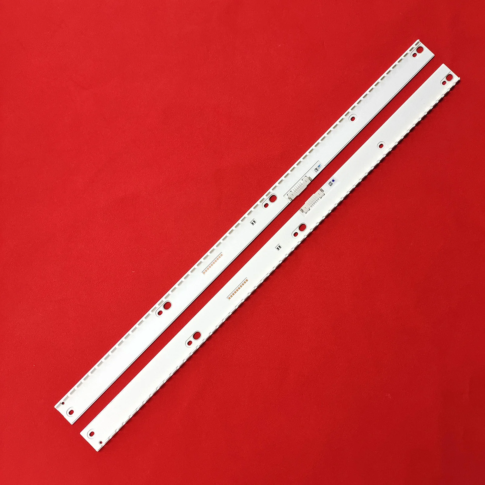 LED backlight strip for UE49KU6500 UN49KU6400 UE49MU6500 BN96-39673A 39674A BN96-39671A 39672A 39882A 39880A
LED backlight strip for UE49KU6500 UN49KU6400 UE49MU6500 BN96-39673A 39674A BN96-39671A 39672A 39882A 39880A