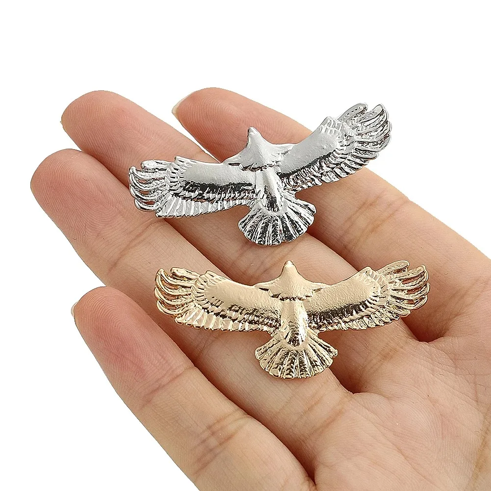 Flying Eagle Metal Brooch Hunting Ranger Style Lapel Pin Bold Animal Emblem for Jacket Vest Shirt Backpack Gear Wilderness Gift
Flying Eagle Metal Brooch Hunting Ranger Style Lapel Pin Bold Animal Emblem for Jacket Vest Shirt Backpack Gear Wilderness Gift