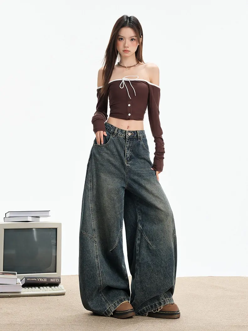Retro American Style Wide Leg Jeans Women's Loose Fit Bootcut Denim Pants High Waist Casual Wear Durable Medium Softness
Retro American Style Wide Leg Jeans Women's Loose Fit Bootcut Denim Pants High Waist Casual Wear Durable Medium Softness